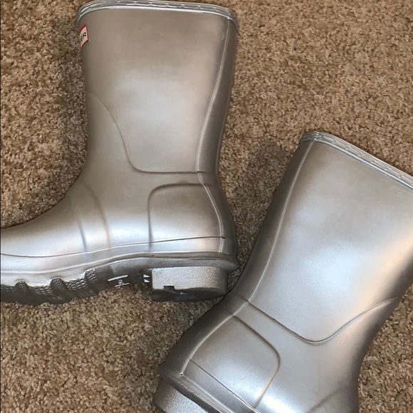 Size 7 Silver Hunter Boots! - Picture 3 of 4